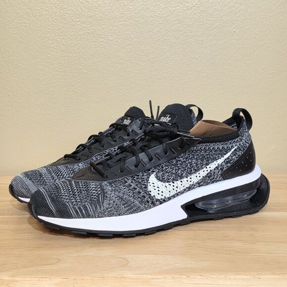 Nike Air Max Flyknit Racer Oreo Black White DJ6106-001 Men\'s Size 7.5 Women\'s 9